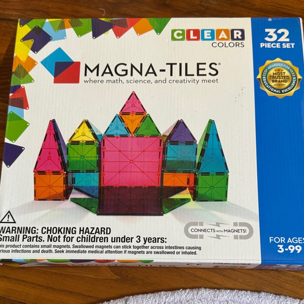 Magna-Tiles Clear Colors 32-Piece Set